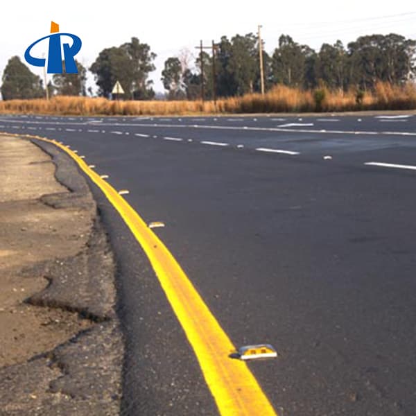 <h3>Solar Road Stud Suppliers South Africa | Road Marking | Total </h3>
